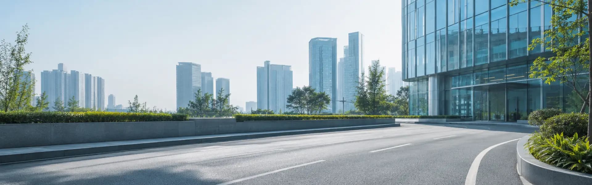 Minimal modern urban roadway scenery